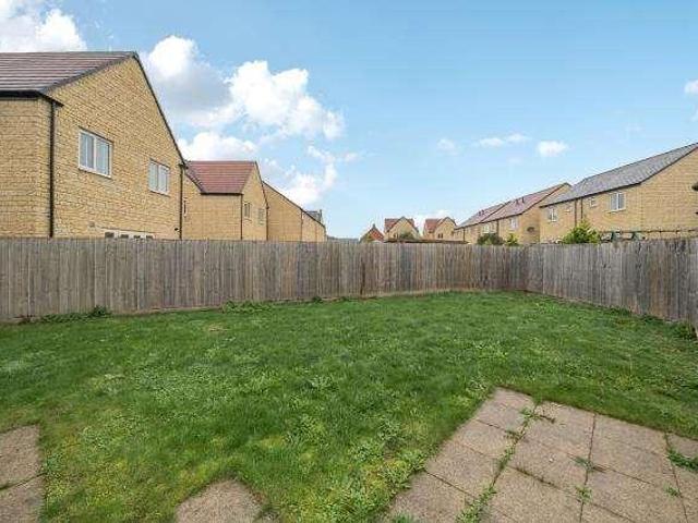 5 bed house for sale