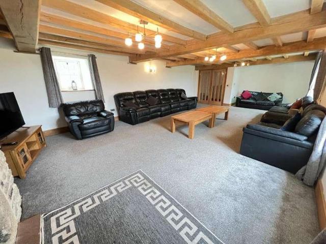 5 bed house for sale