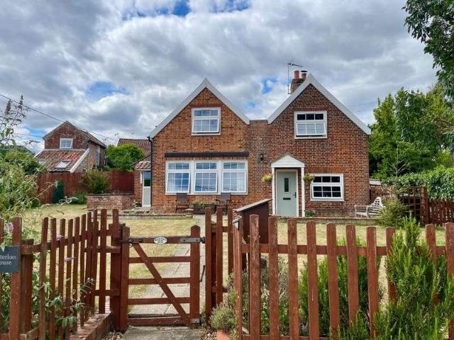 5 bed house for sale