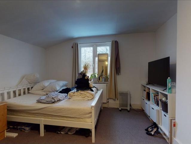 5 Bed Semi Detached House, Clayton Road, SE15