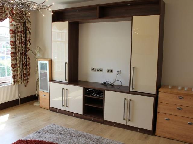 5 Bed Semi Detached House, Durham Road, HA1