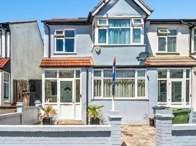 5 Bed Semi detached House