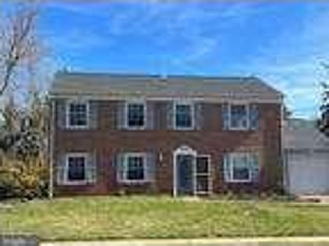 5 Bedroom 3 Bath In Chantilly VA 20151