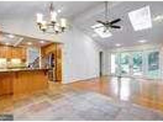 5 Bedroom 3 Bath In Falls Church Virginia 22042