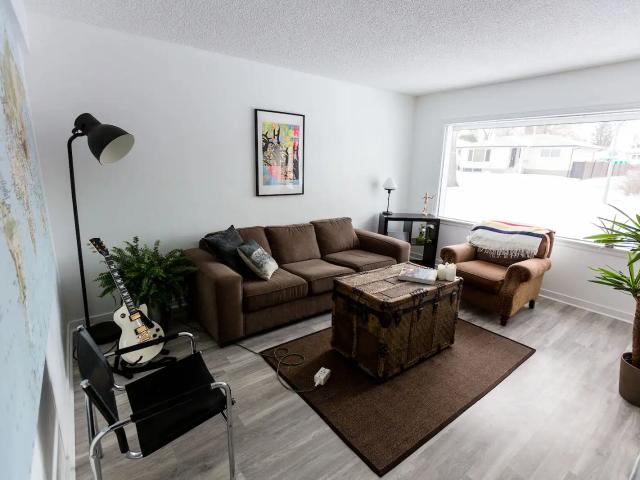 5 Bedroom, 2 Bath House U of A Whyte Southgate