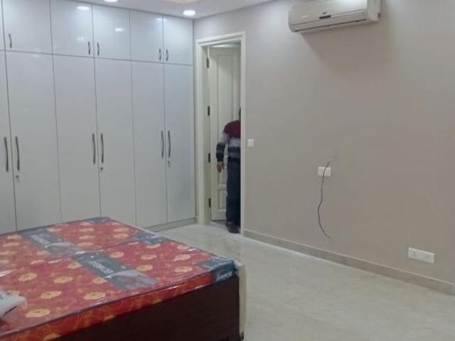 5 Bedroom 375 Sq.Yd. Villa in Chanakyapuri Delhi Listing ID: #10415