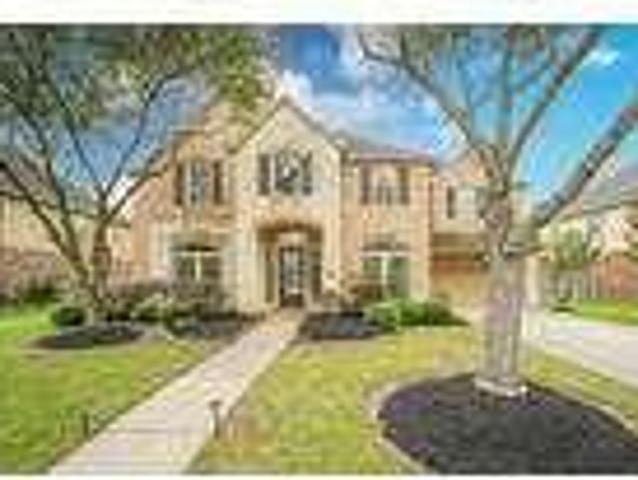 5 Bedroom 4 Bath In Friendswood TX 77546