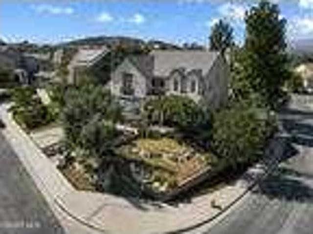 5 Bedroom 4 Bath In Simi Valley California 93065