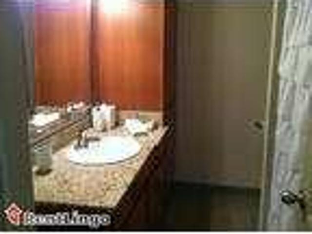 5 bedroom 523 Dorothy St