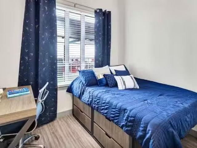 5 Bedroom 5 Bathroom