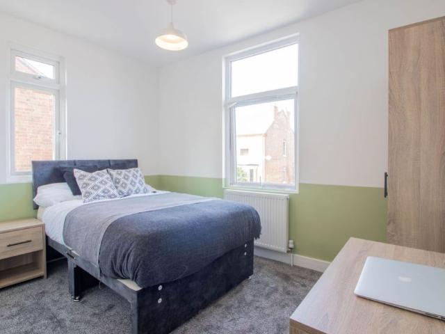 5 Bedroom
