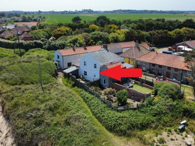 7 bedroom cottage for sale
