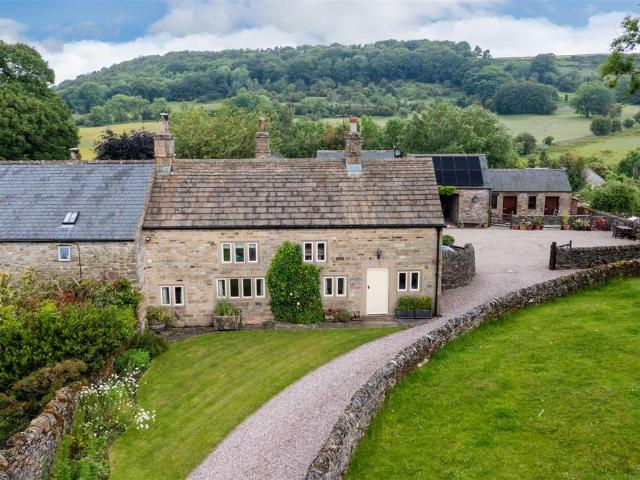 5 bedroom cottage for sale