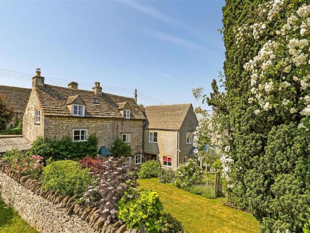 5 bedroom cottage for sale