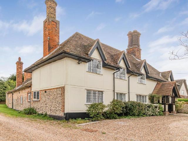5 bedroom cottage for sale