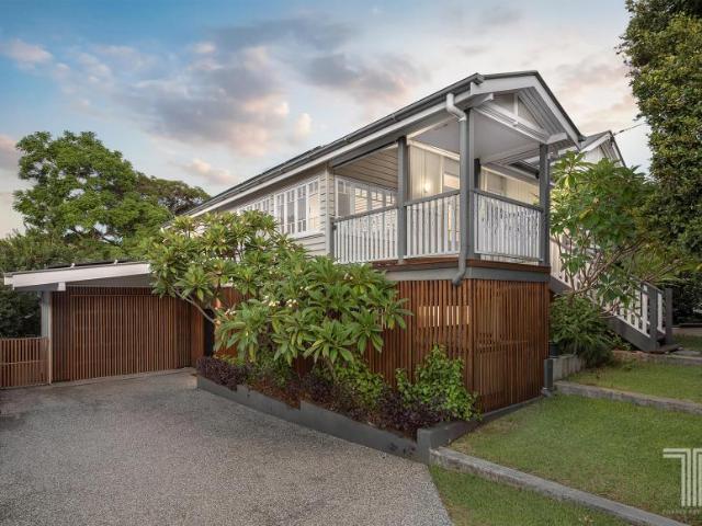5 Bedroom House Coorparoo QLD 101583315
