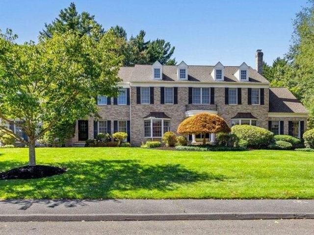 5 bedroom, Canton MA 02021 105577147
