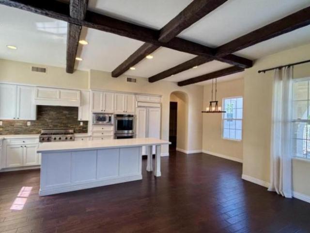 5 bedroom, Carlsbad CA 92009 106109242