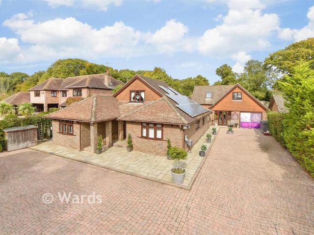 5 bedroom chalet for sale