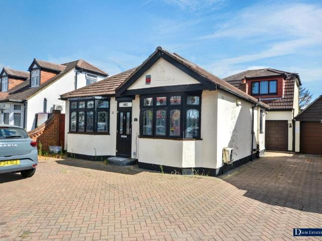 5 bedroom chalet for sale