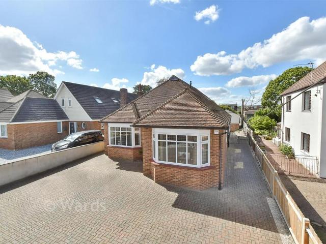 5 bedroom chalet for sale