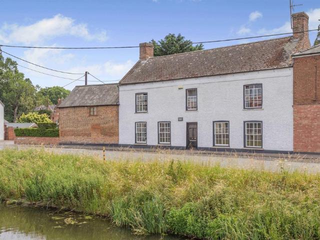5 bedroom character property for sale