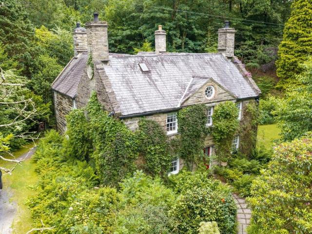 5 bedroom character property for sale