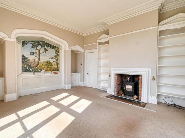 5 bedroom character property to rent