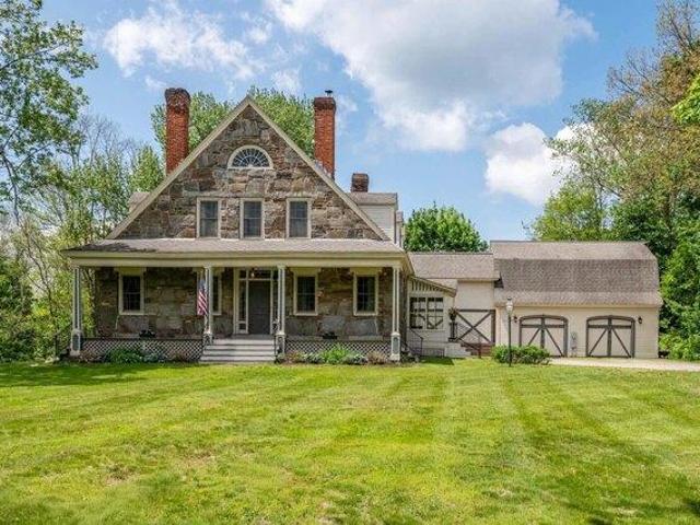 5 bedroom, Charlestown NH 03603 105496357