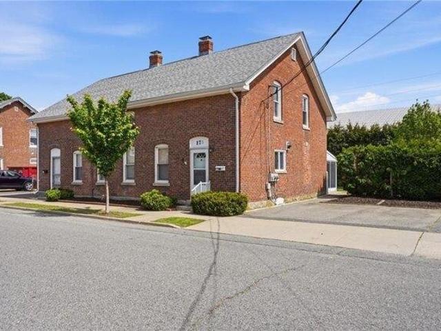 5 bedroom, Cumberland RI 02864 105424634