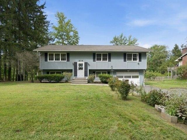 5 bedroom, Amherst MA 01002 105330452