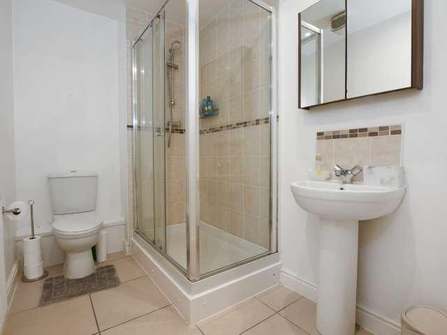 5 bedroom apartment for rent in Bushey, London