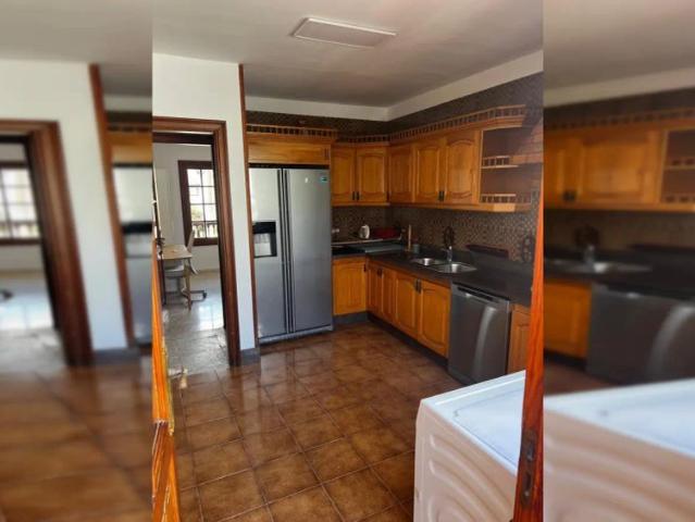 5 bedroom apartment for rent in La Orotava, all bills included