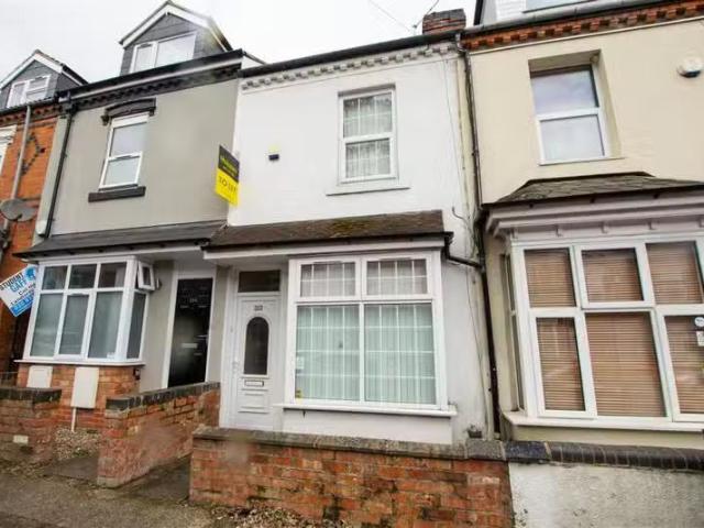 5 bedroom apartment for rent in Tiverton Road, Birmingham, Wes.