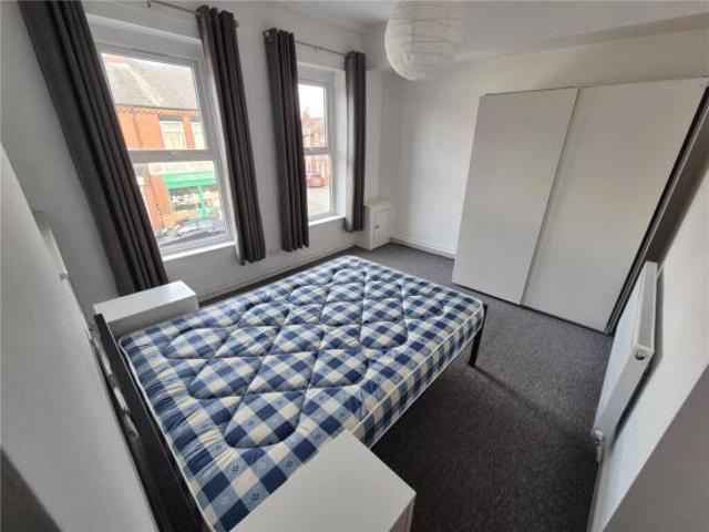 5 bedroom apartment for sale in Broadstone Road, Reddish, Stockport, SK5