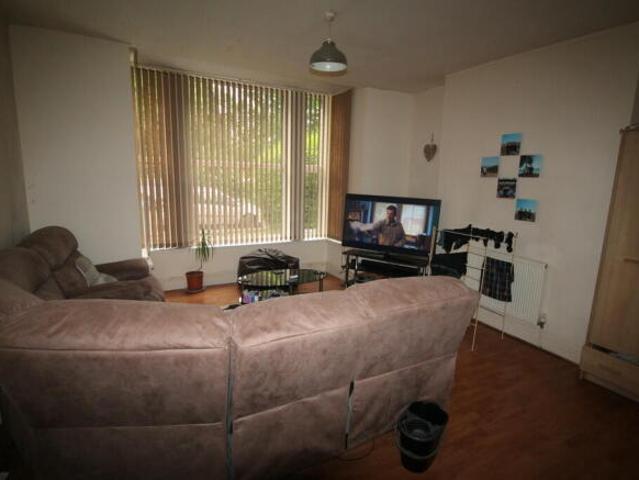 5 bedroom apartment for sale in Sunny Bank, Hull, North Humberside, HU3