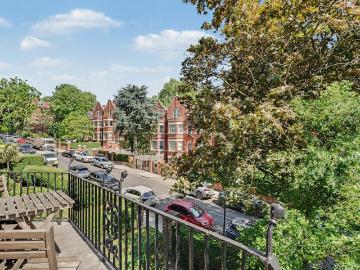 5 bedroom apartment for sale