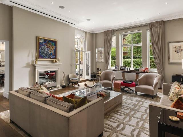 5 bedroom apartment for sale
