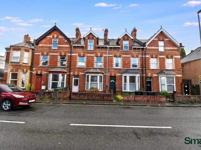 5 bedroom apartment for sale
