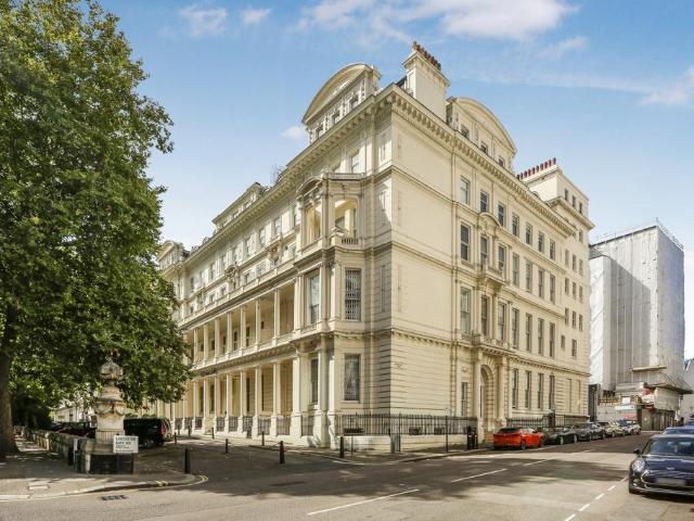 5 bedroom apartment for sale