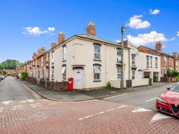 5 bedroom apartment for sale