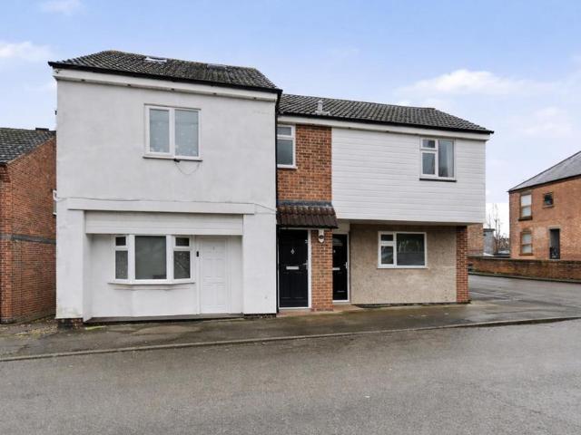 5 bedroom apartment for sale