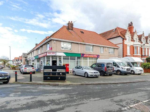 5 bedroom apartment for sale