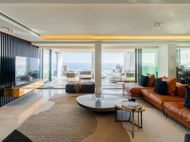 5 Bedroom Apartment in Bantry Bay