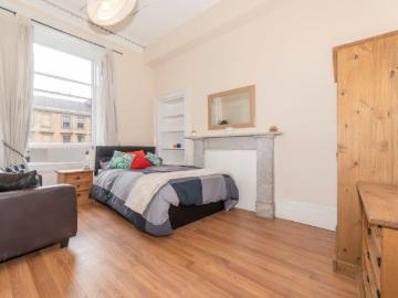 Glasgow, Glasgow and Clyde Valley - Equipped kitchen