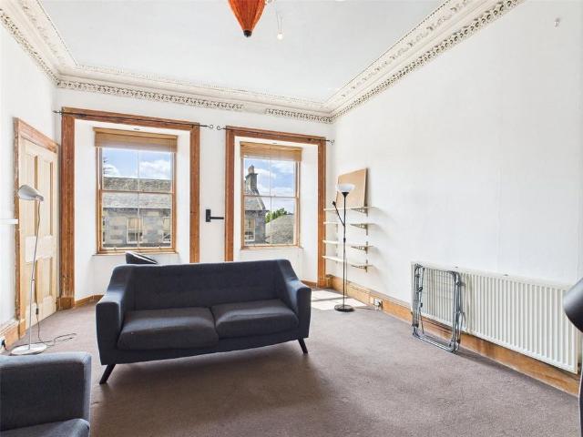 5 bedroom apartment to rent