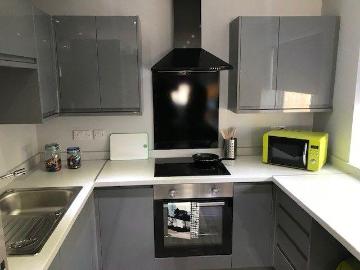 5 bedroom apartment to rent