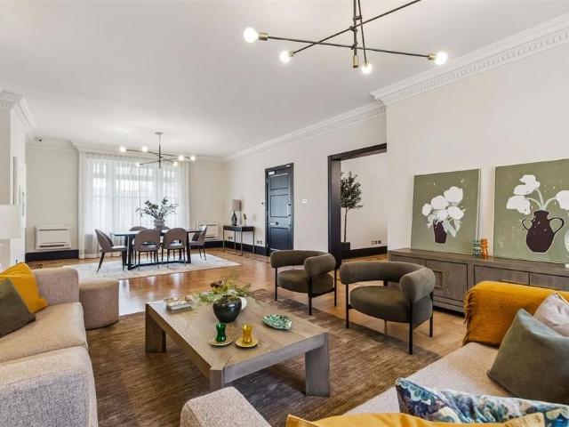 5 bedroom apartment to rent