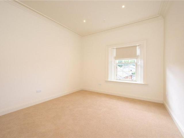 5 bedroom apartment to rent