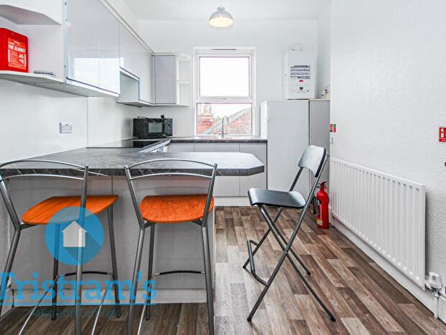 5 Bedroom Apartment To Rent In Castle Boulevard, Lenton, NG7